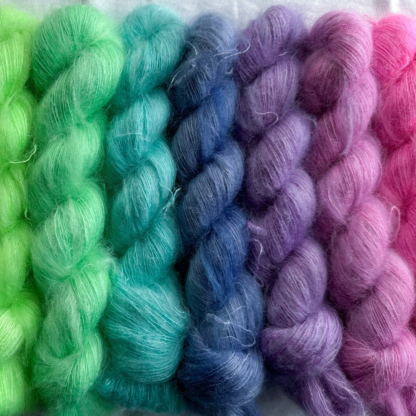 Tropical Stocking 4 Rainbows Sweater Kit