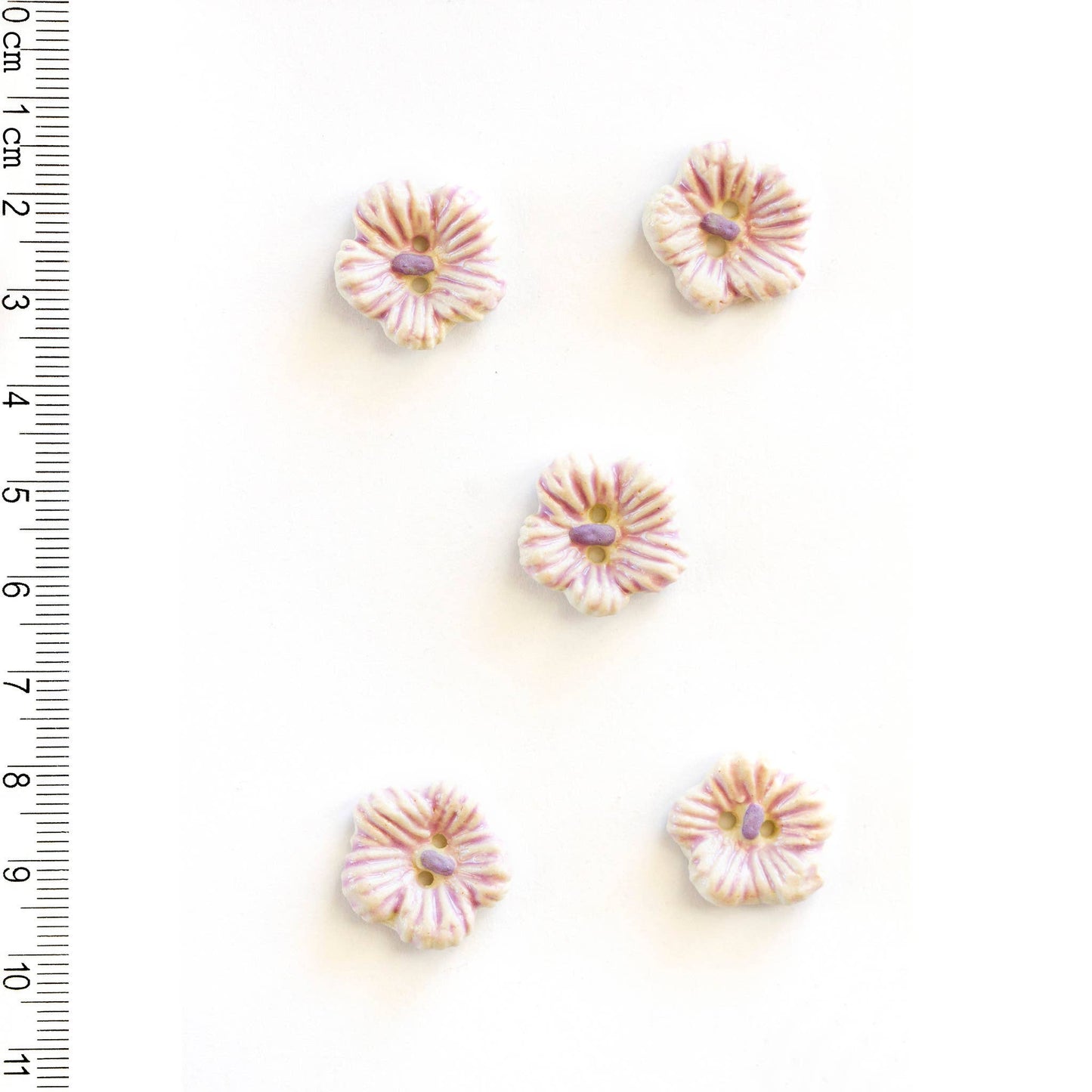 L87 Pink Flower Buttons