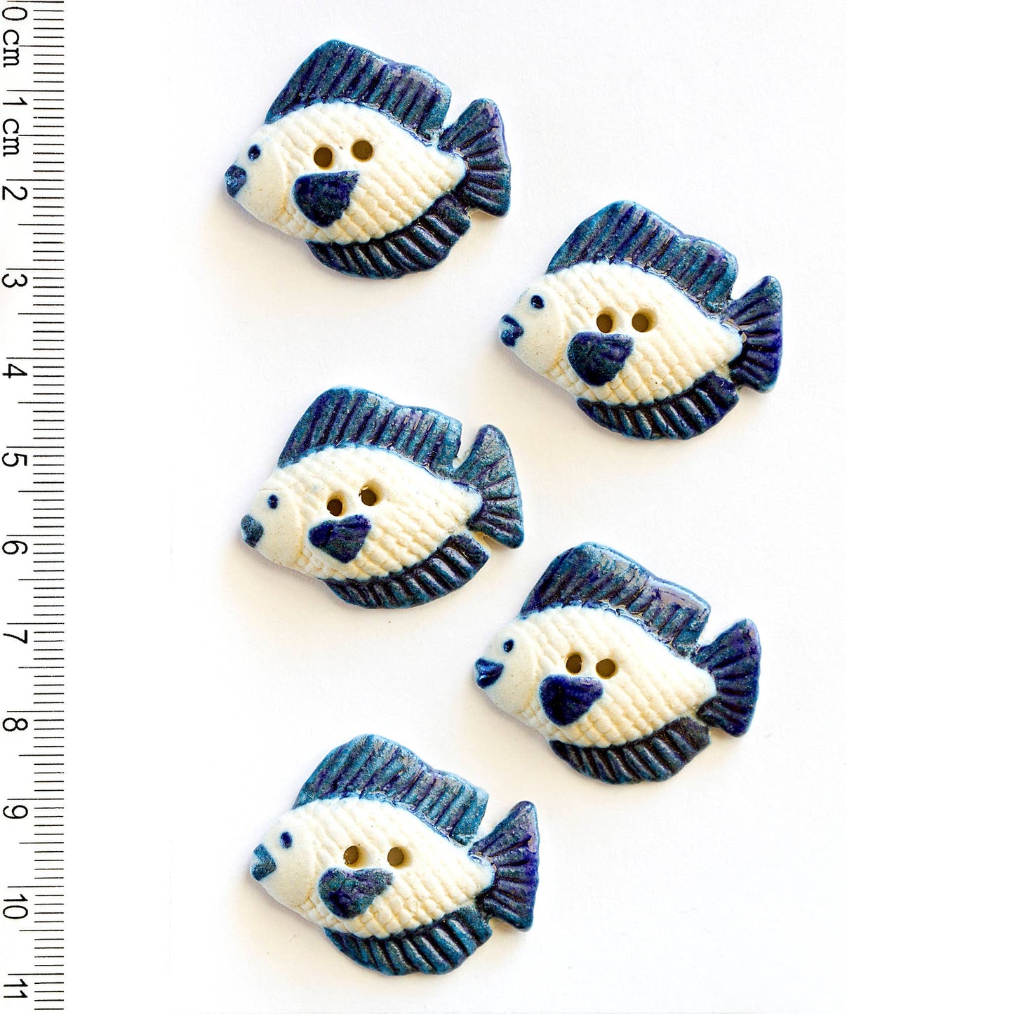 L65 Fish Buttons